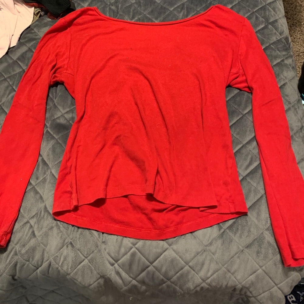 Red longh sleeve size large